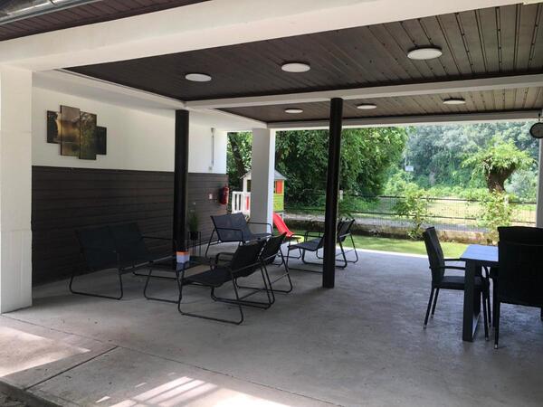 Tisza-parti nyaraló