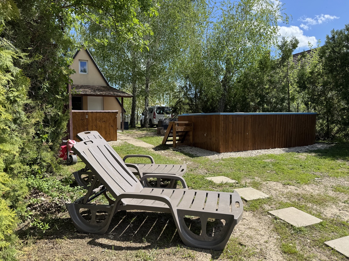 Kis-Veréb Körösparti Házikó