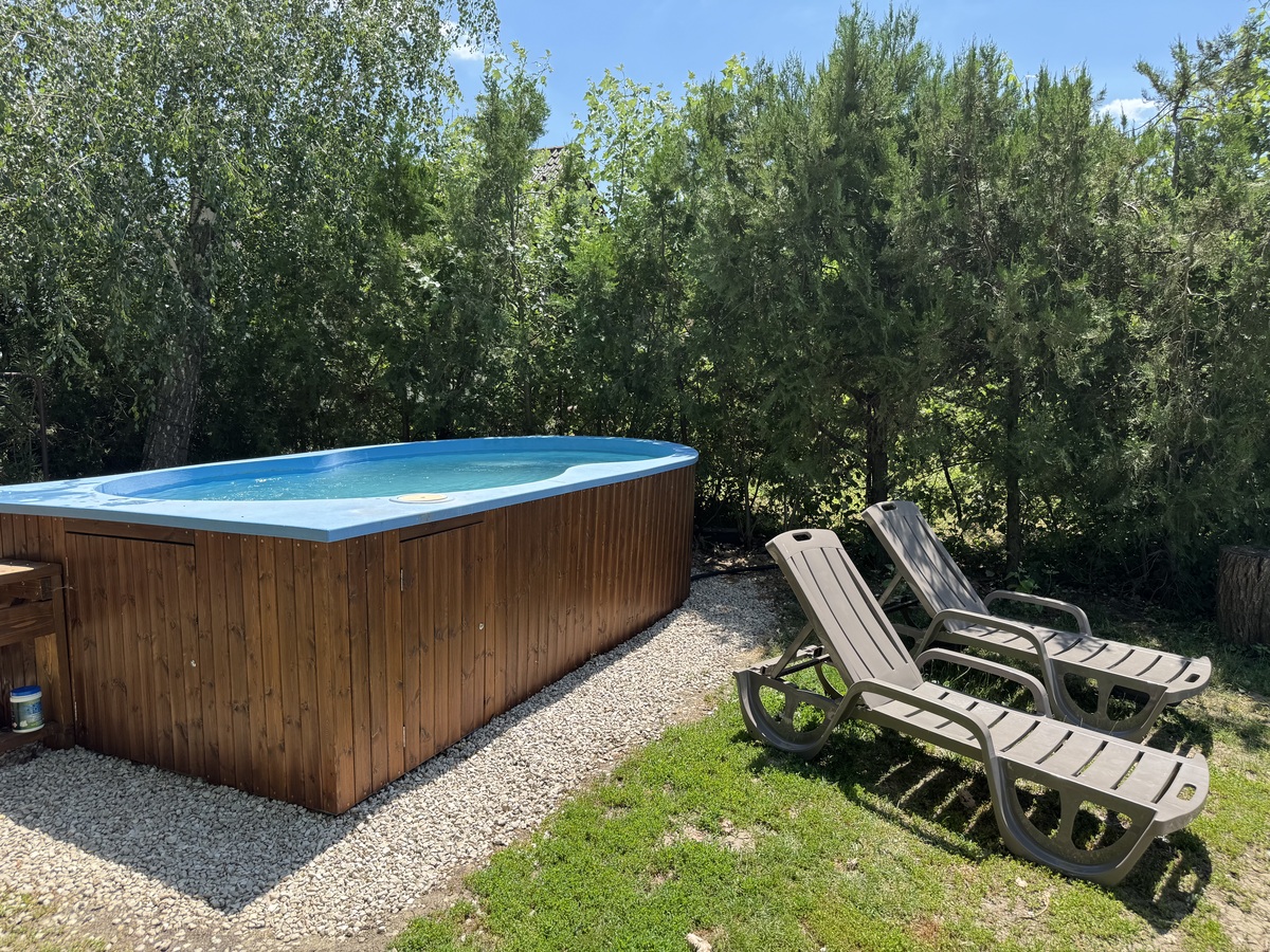 Kis-Veréb Körösparti Házikó