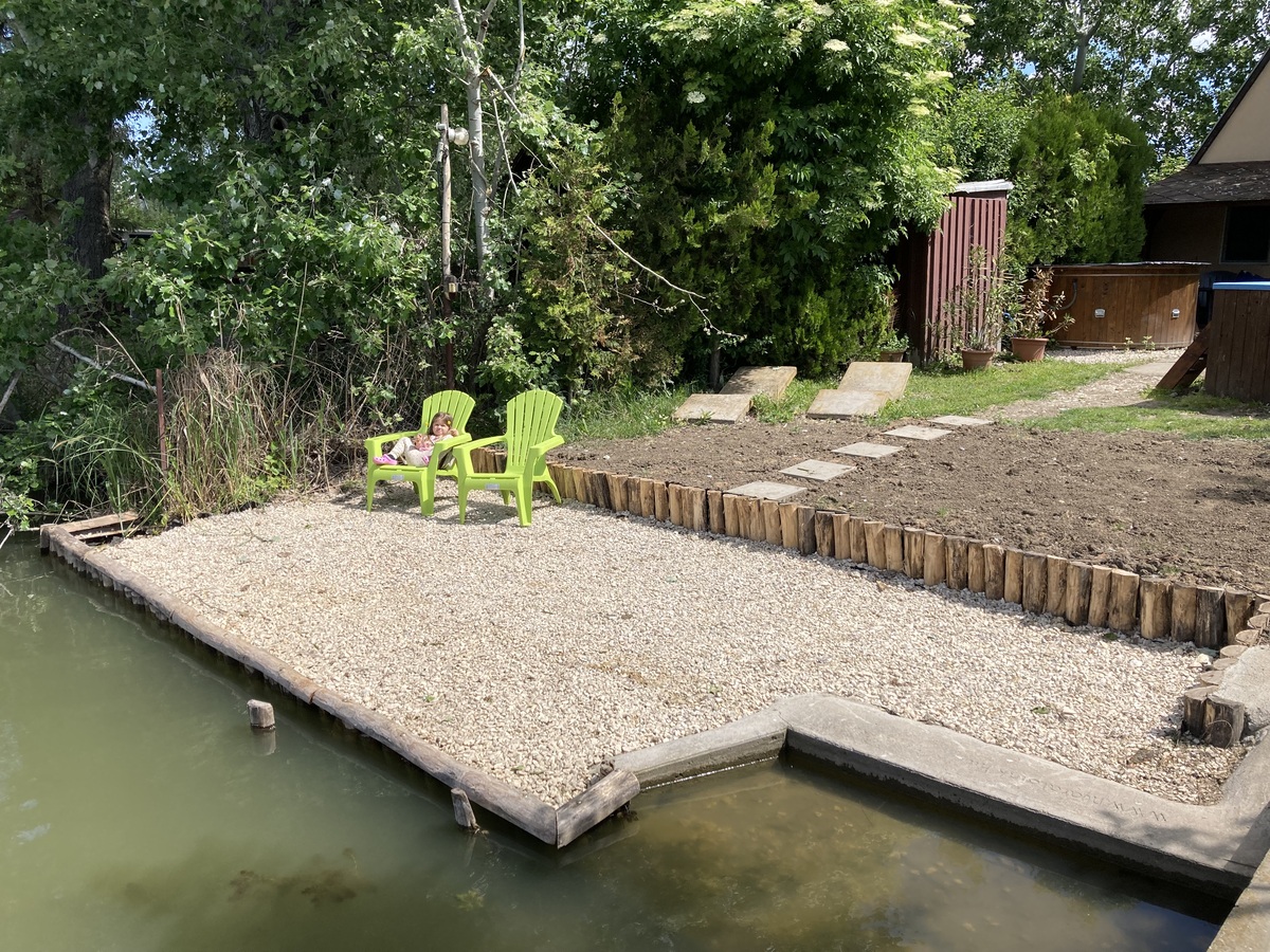 Kis-Veréb Körösparti Házikó